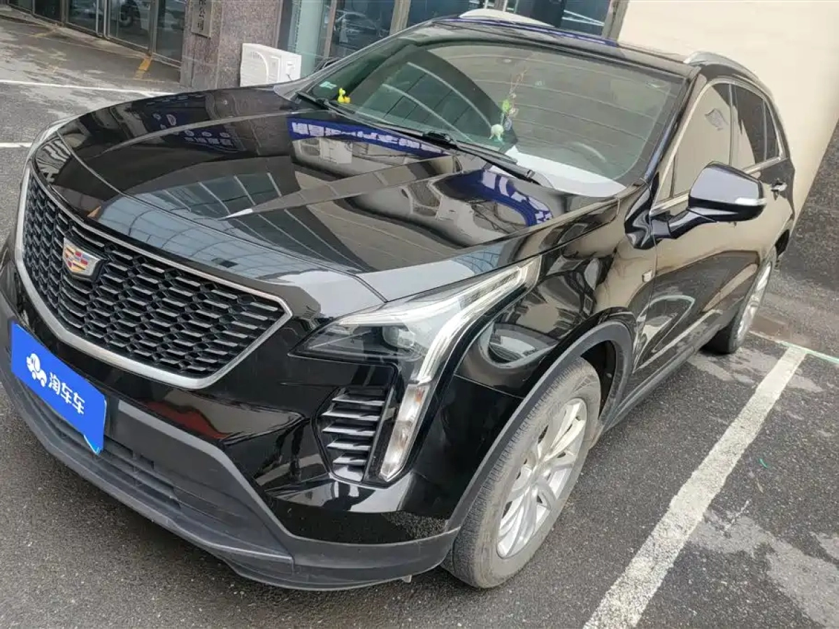 CADILLAC XT4  2020