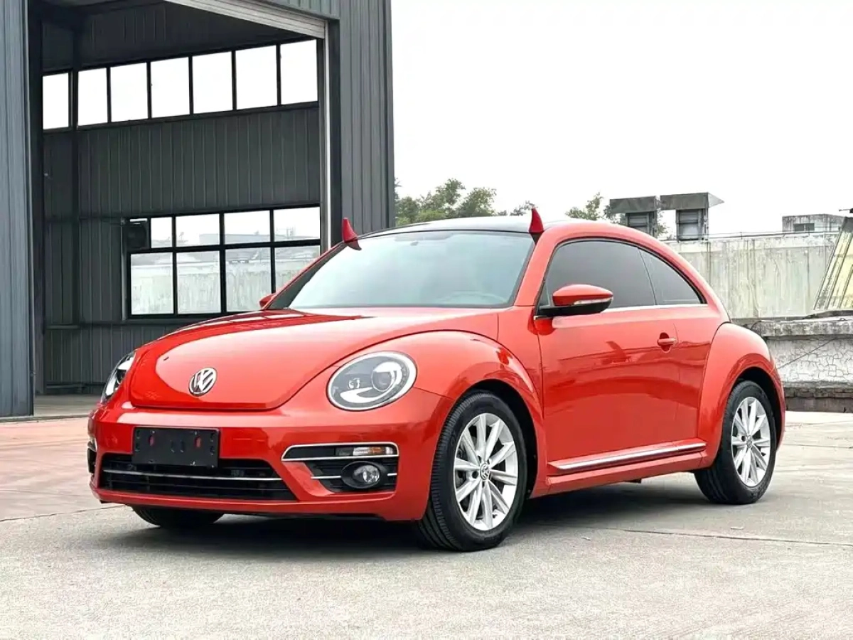 VOLKSWAGEN BEETLE  2019