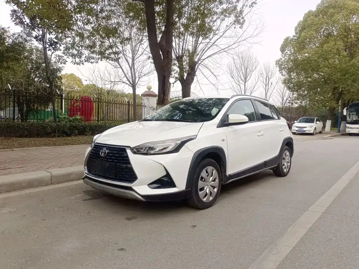 TOYOTA YARIS L YARIS L  2023