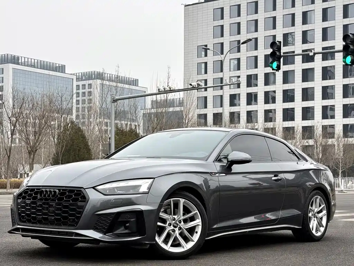 AUDI A5  2022