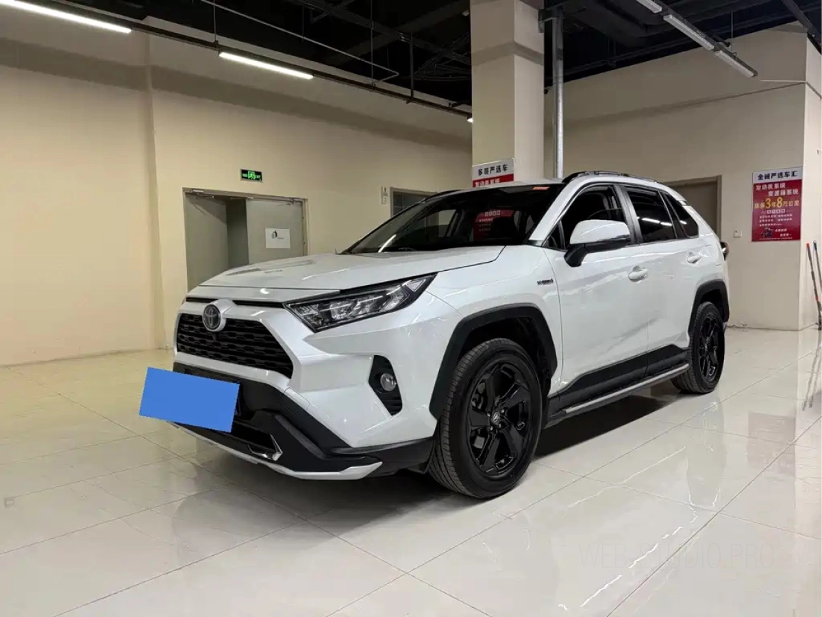 TOYOTA RAV4  2021