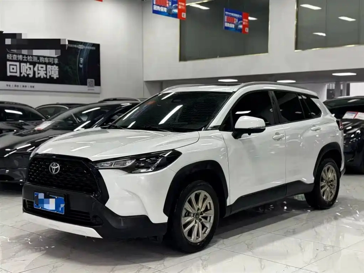 TOYOTA COROLLA CROSS  2024