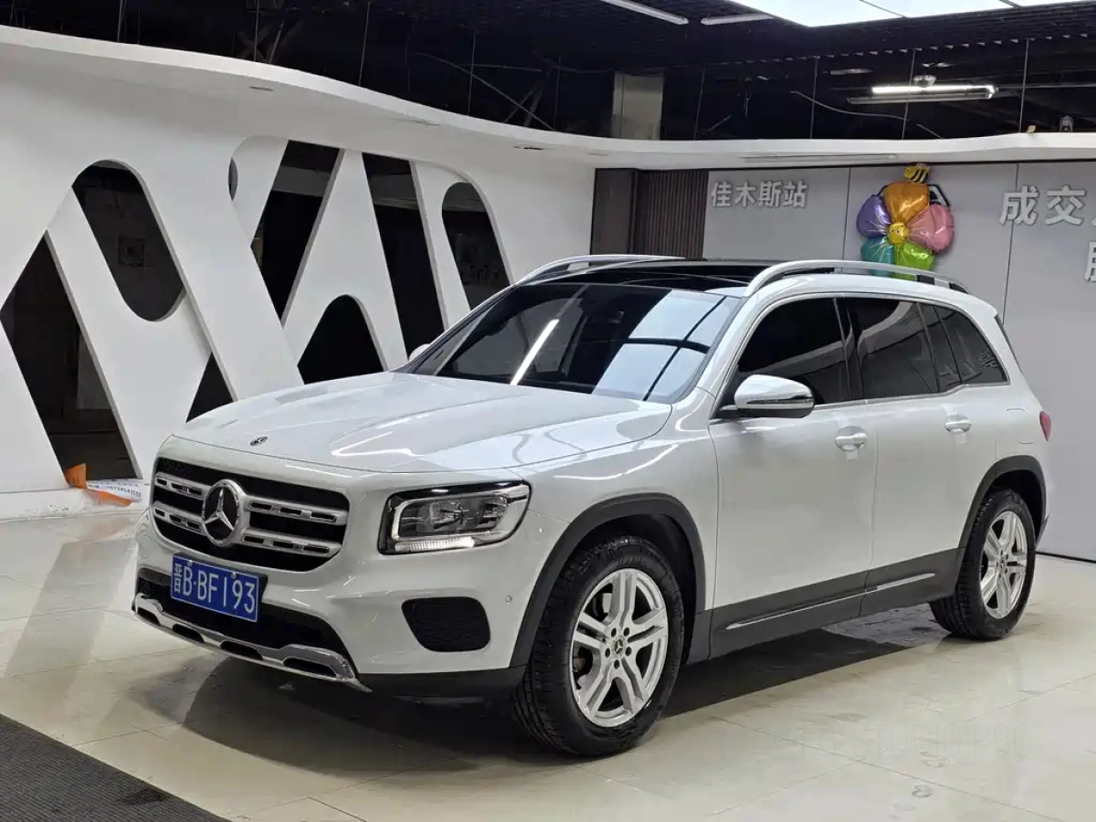 MERCEDES-BENZ GLB  2020