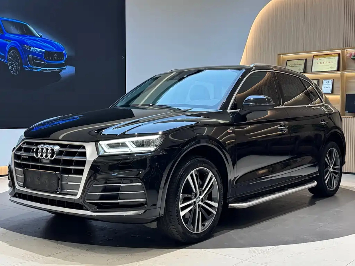 AUDI Q5L  2020