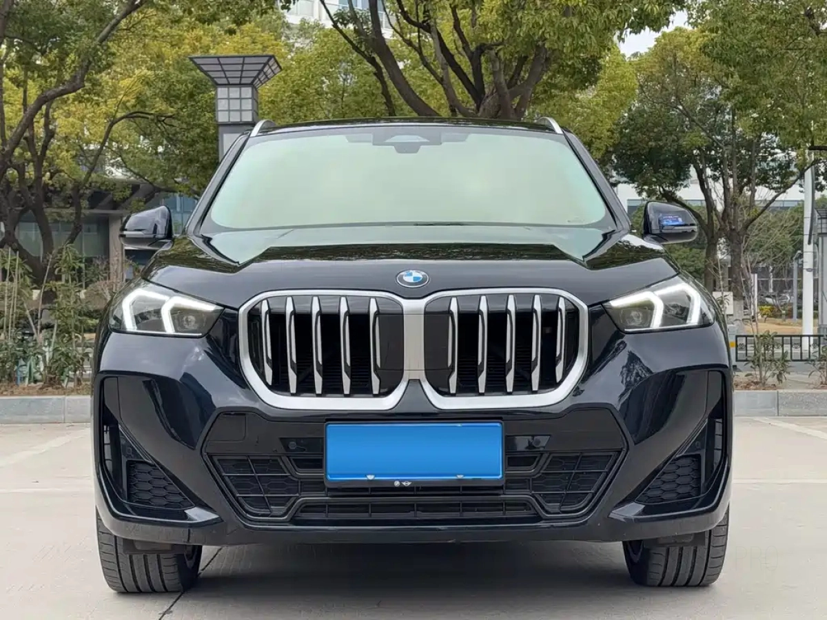 BMW X1  2023
