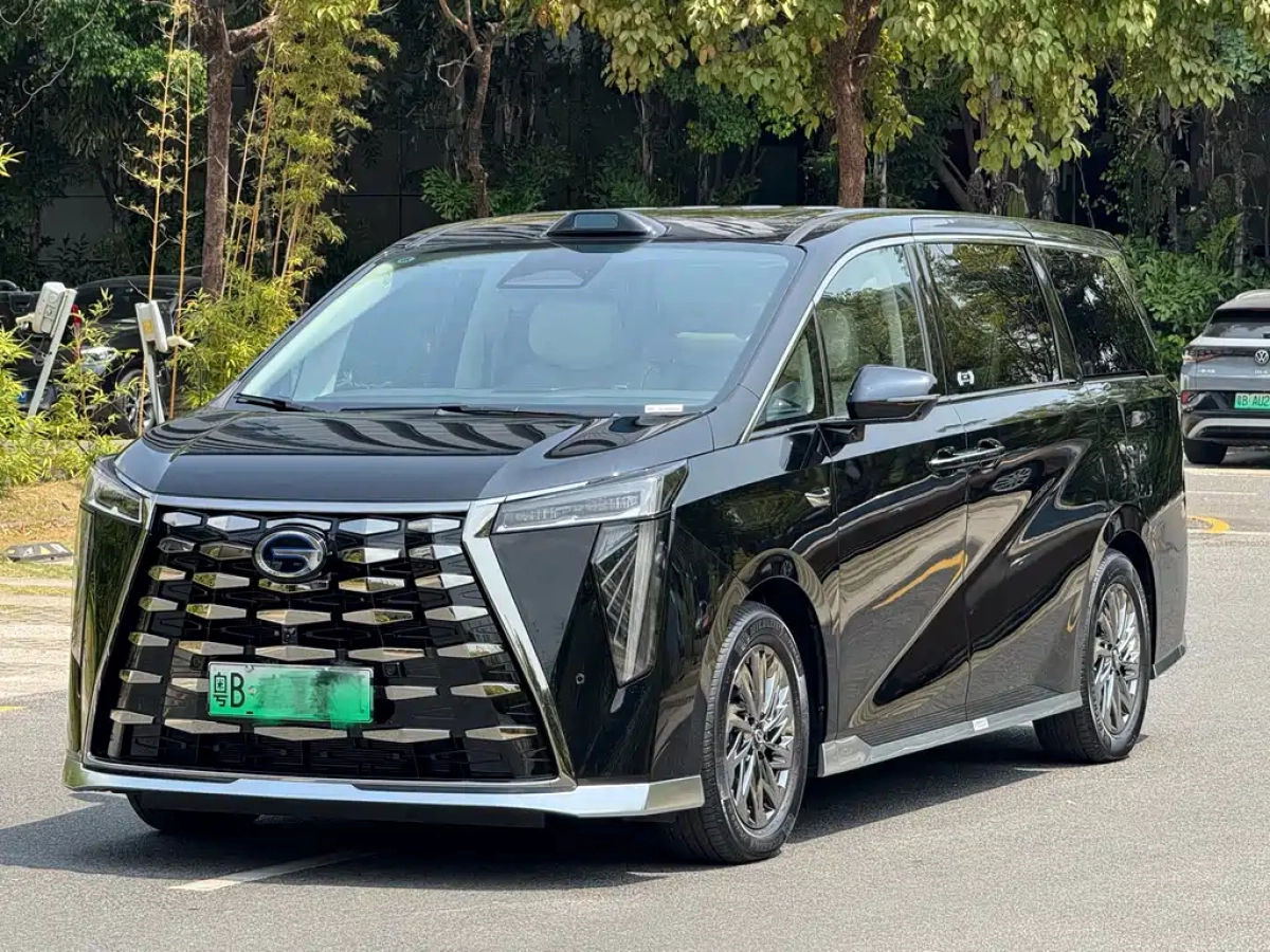 GAC TRUMPCHI M8  2026