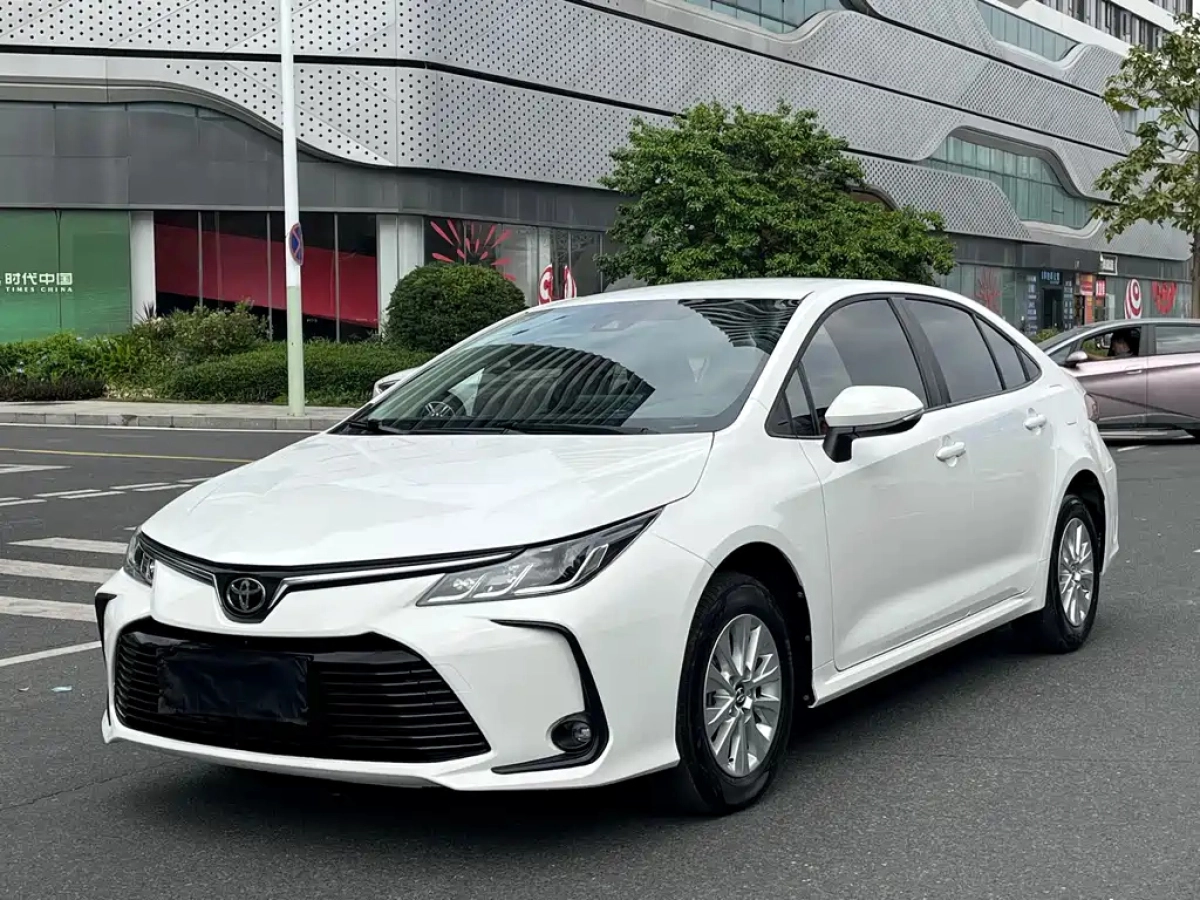 TOYOTA COROLLA  2023