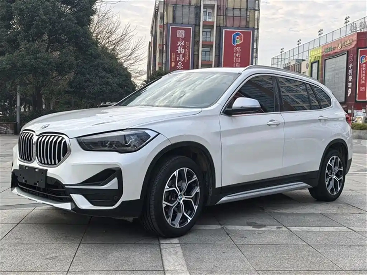 BMW X1  2021