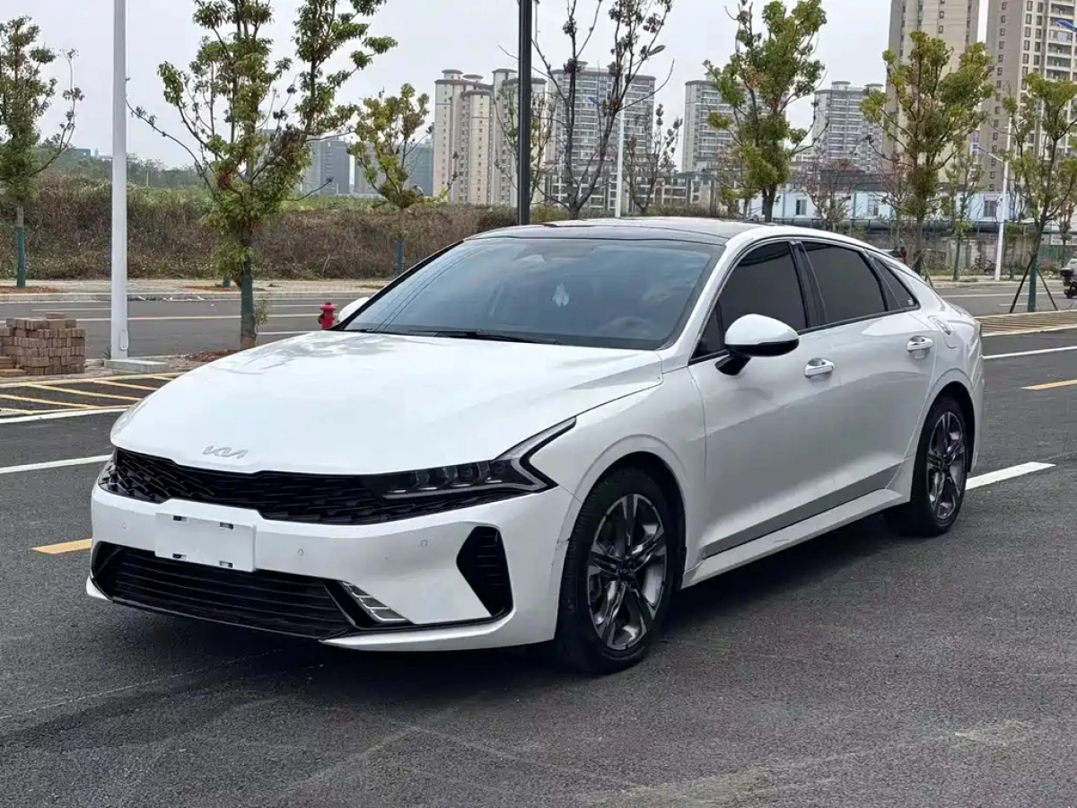 KIA K5  2022
