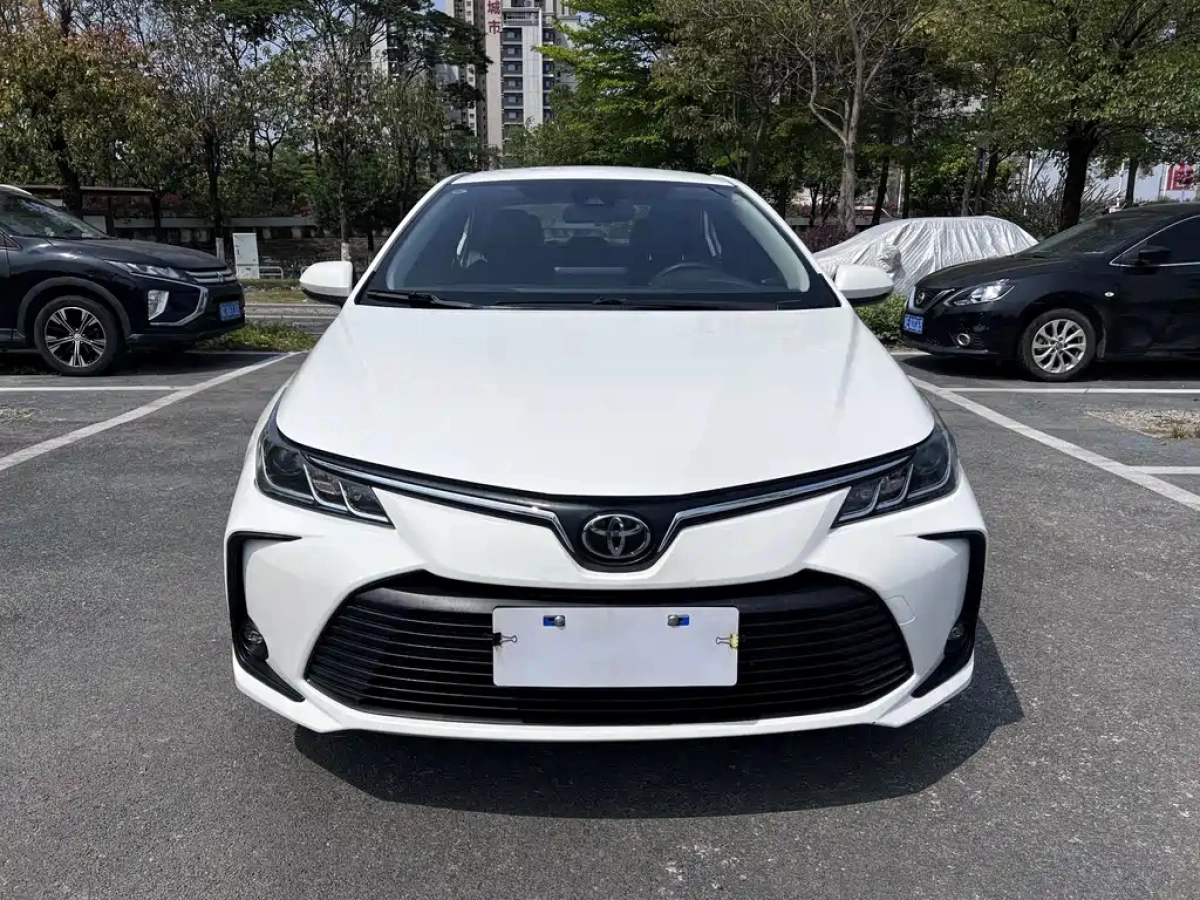 TOYOTA COROLLA  2023