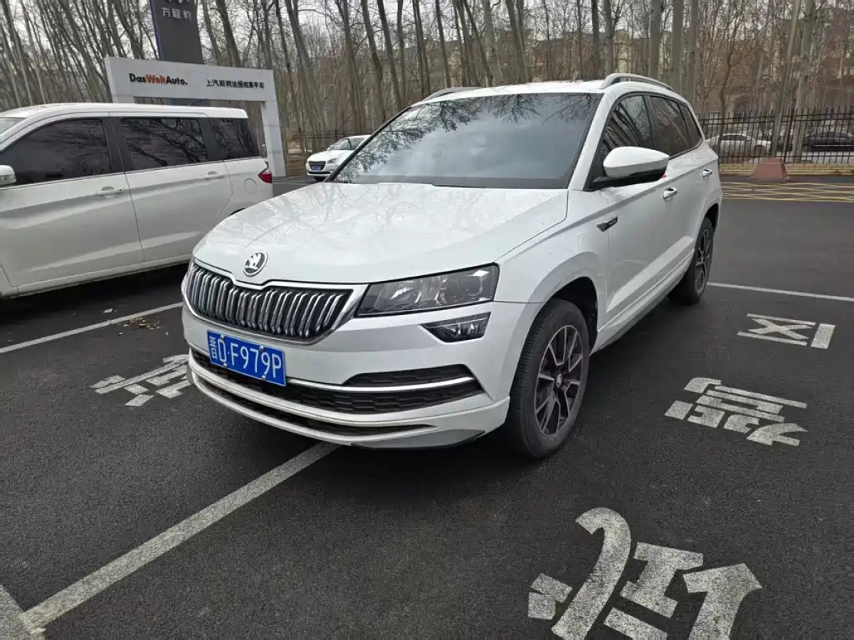 SKODA KAROQ  2024