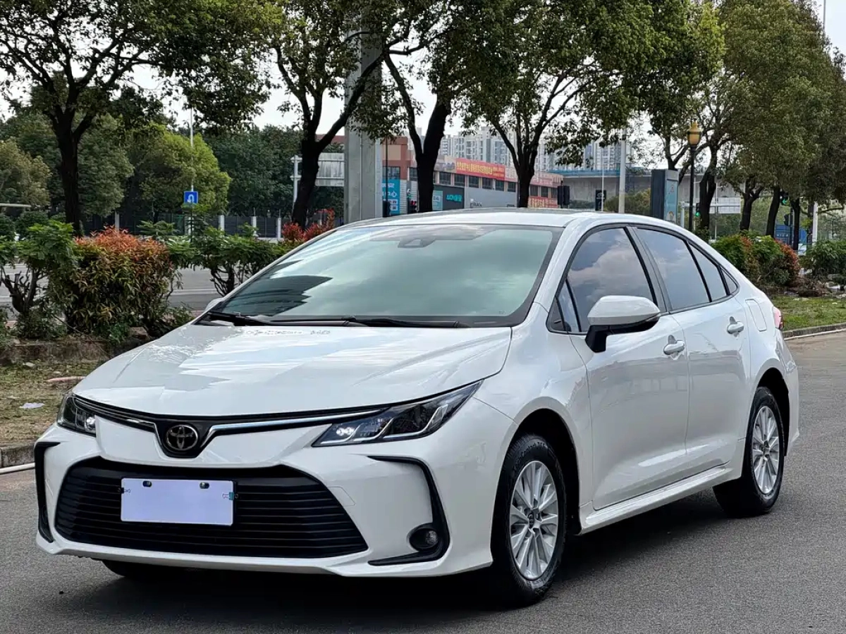 TOYOTA COROLLA  2023
