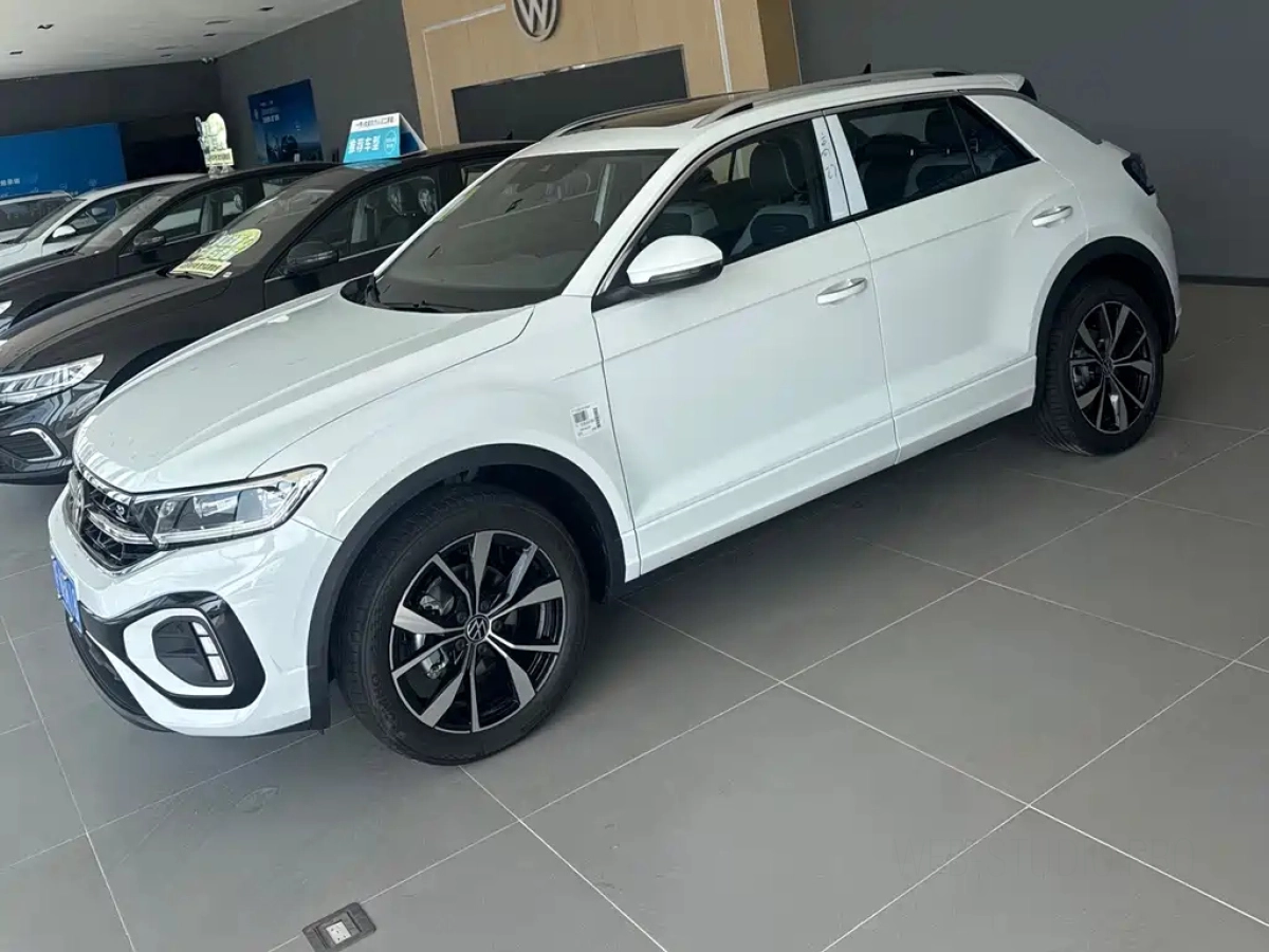 VOLKSWAGEN T-ROC