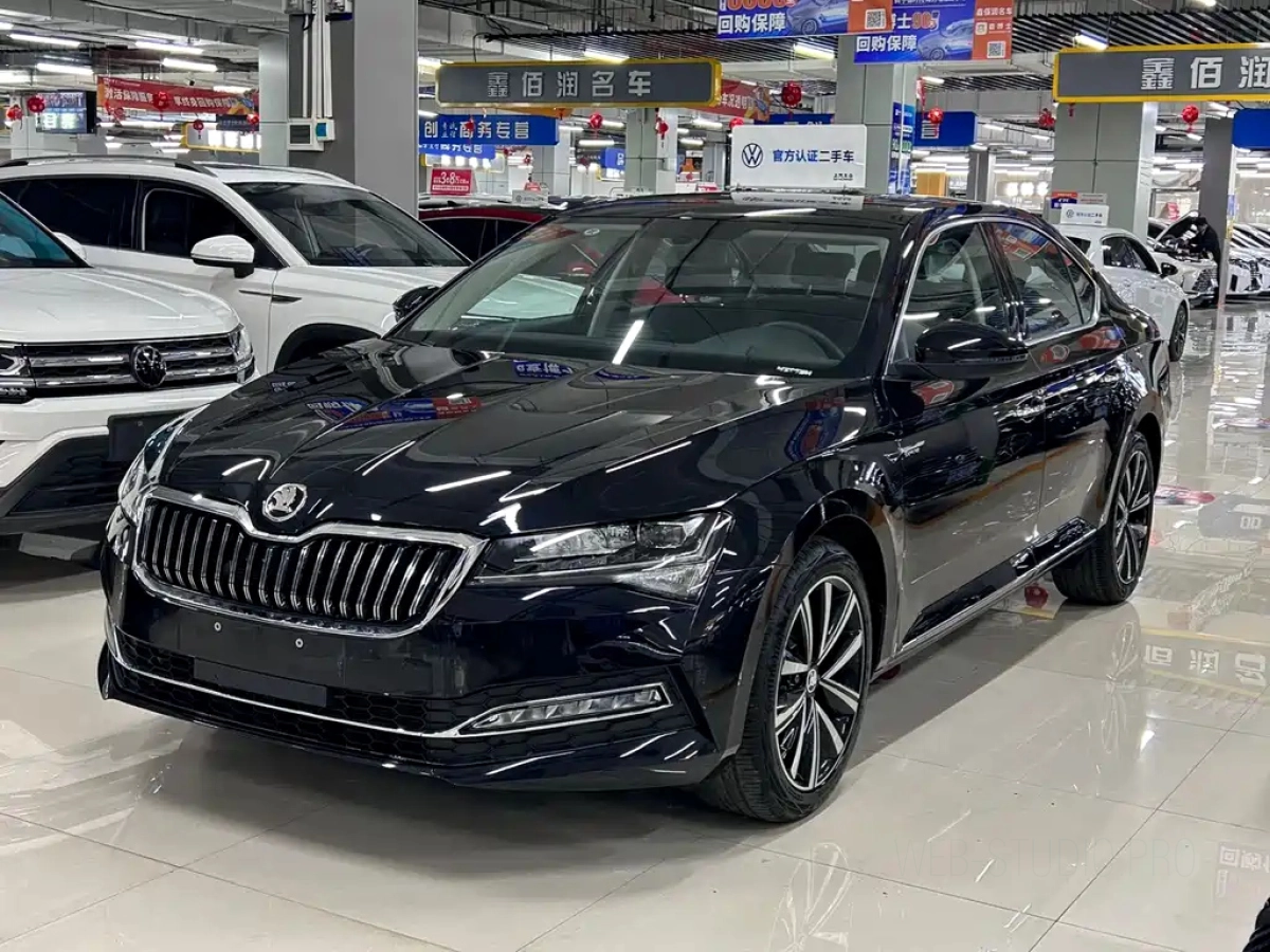 SKODA SUPERB