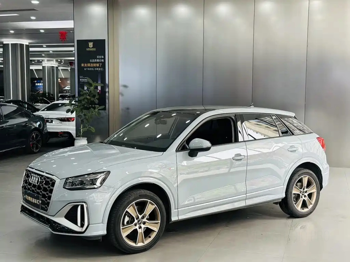 AUDI Q2L  2023