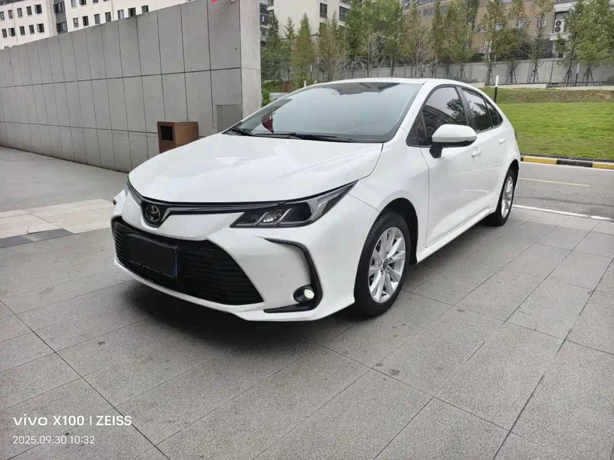 TOYOTA COROLLA  2021
