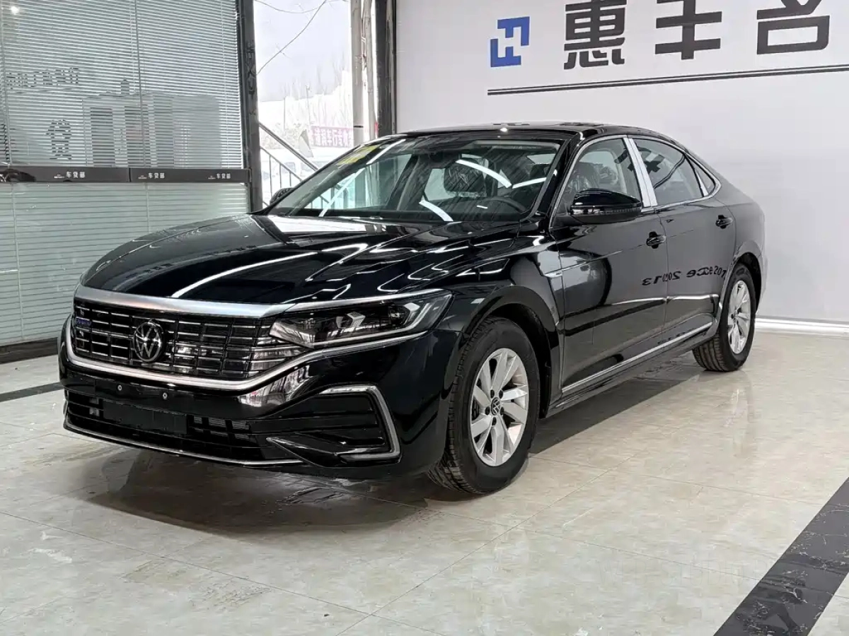 VOLKSWAGEN PASSAT NEW ENERGY  2026