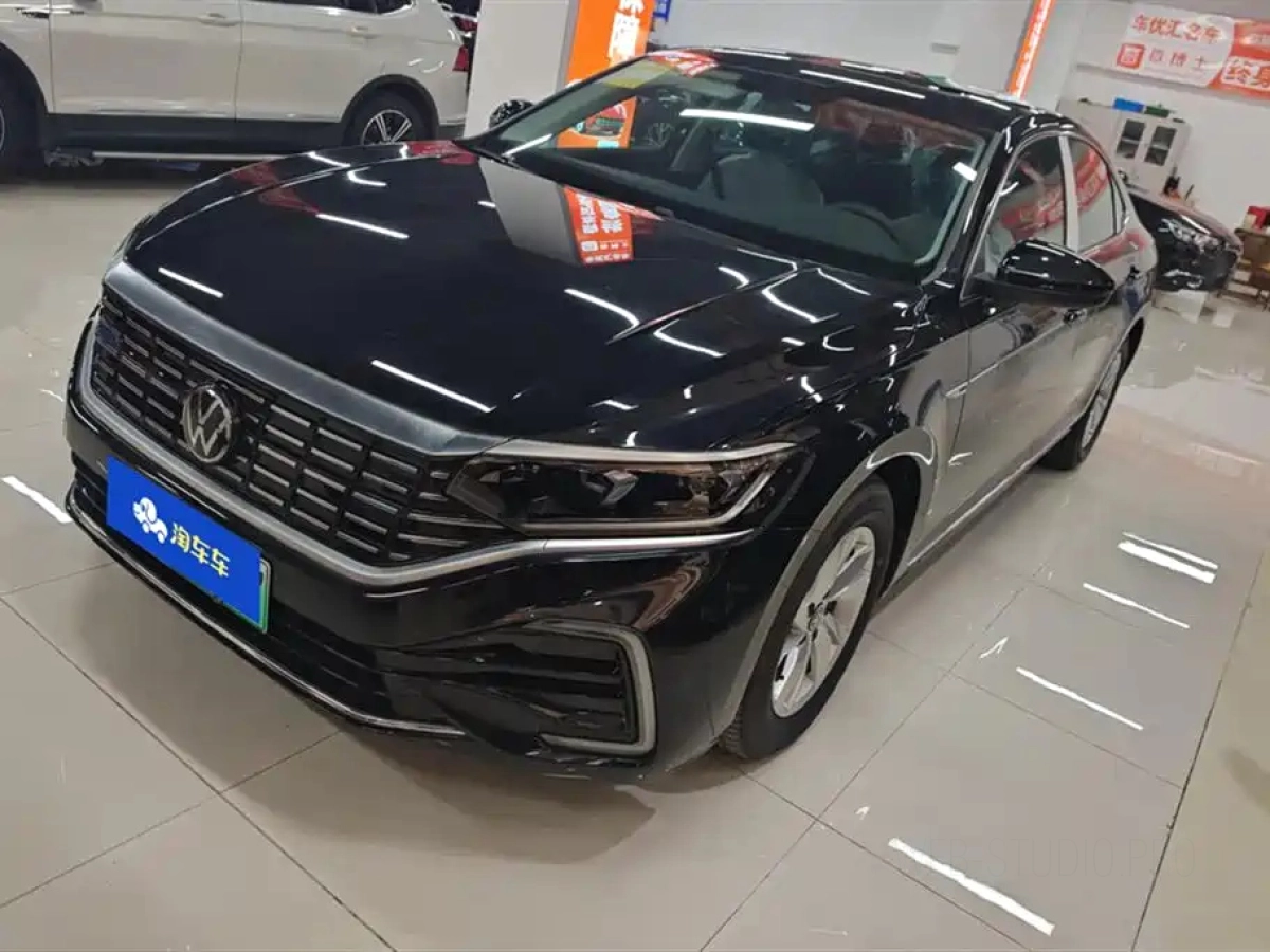 VOLKSWAGEN PASSAT NEW ENERGY