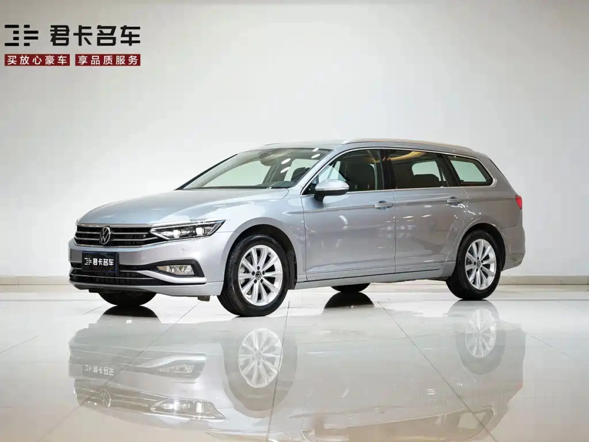 VOLKSWAGEN PASSAT VARIANT  2023