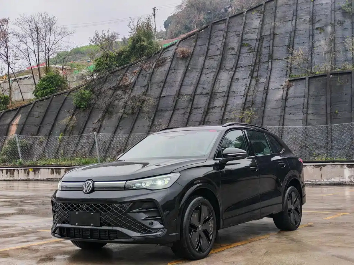 VOLKSWAGEN TIGUAN L  2026