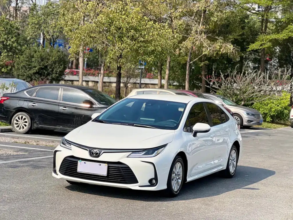 TOYOTA COROLLA  2023