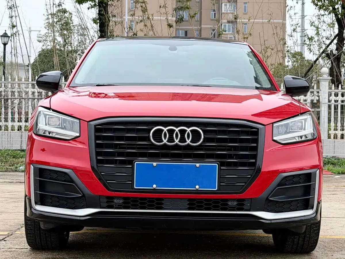 AUDI Q2L