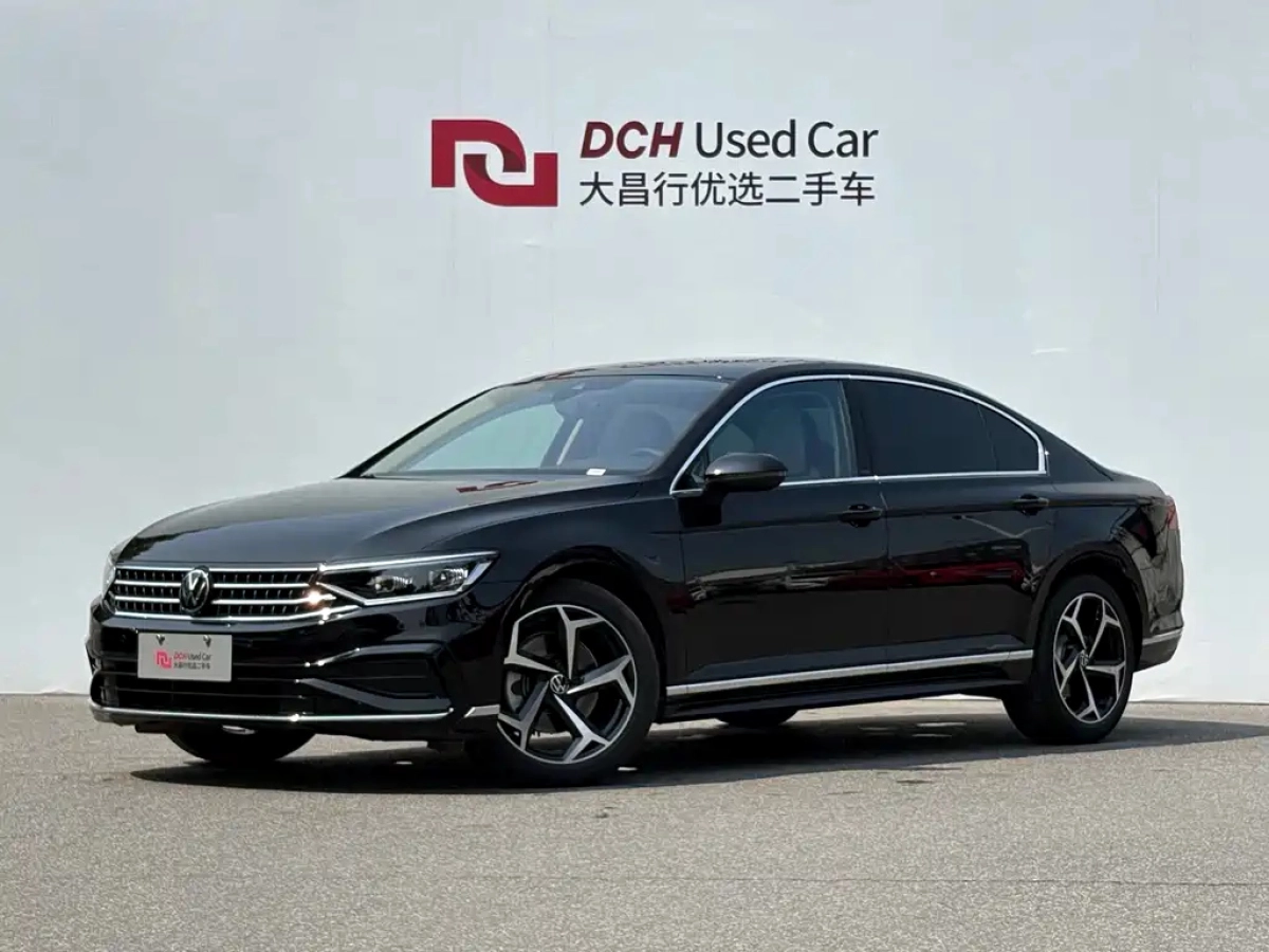 VOLKSWAGEN MAGOTAN  2026