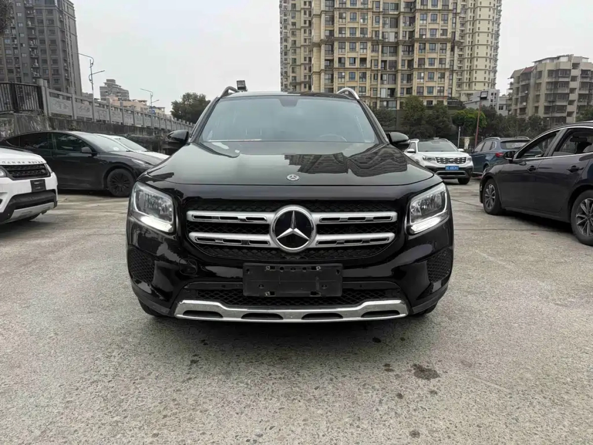 MERCEDES-BENZ GLB  2020