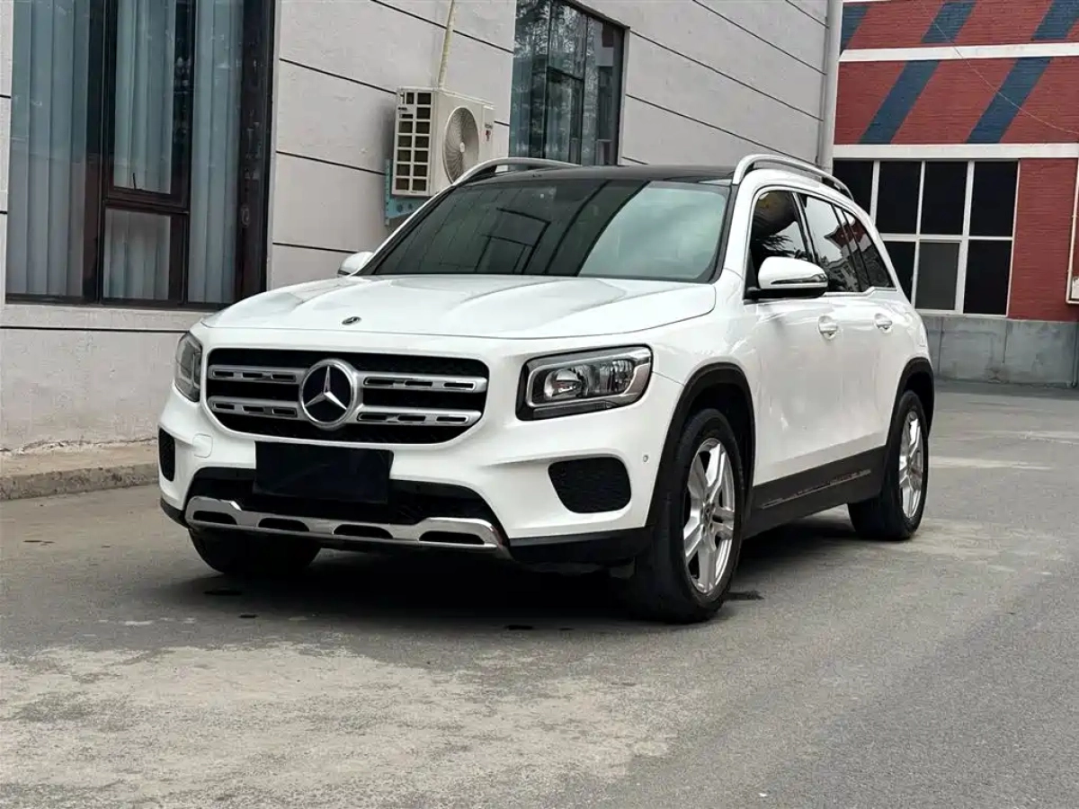 MERCEDES-BENZ GLB  2021