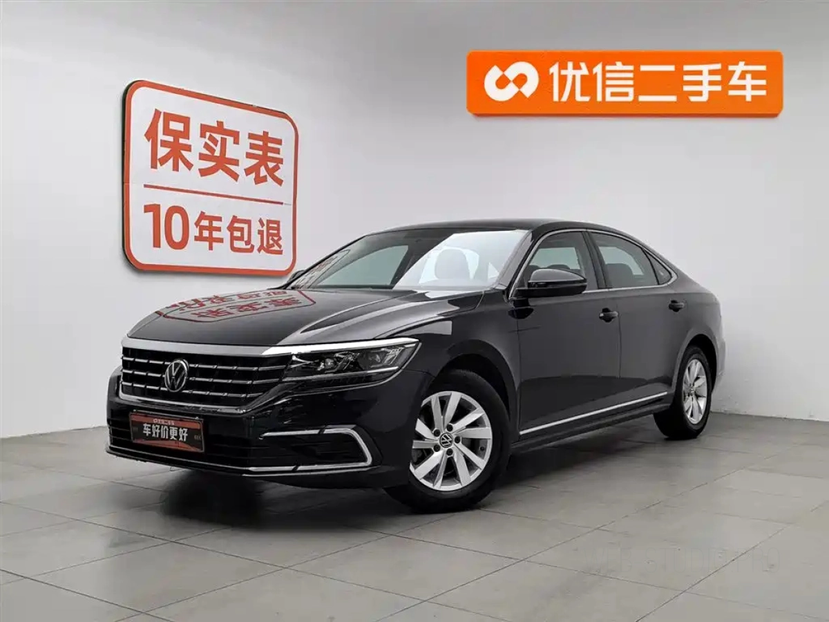 VOLKSWAGEN PASSAT  2021