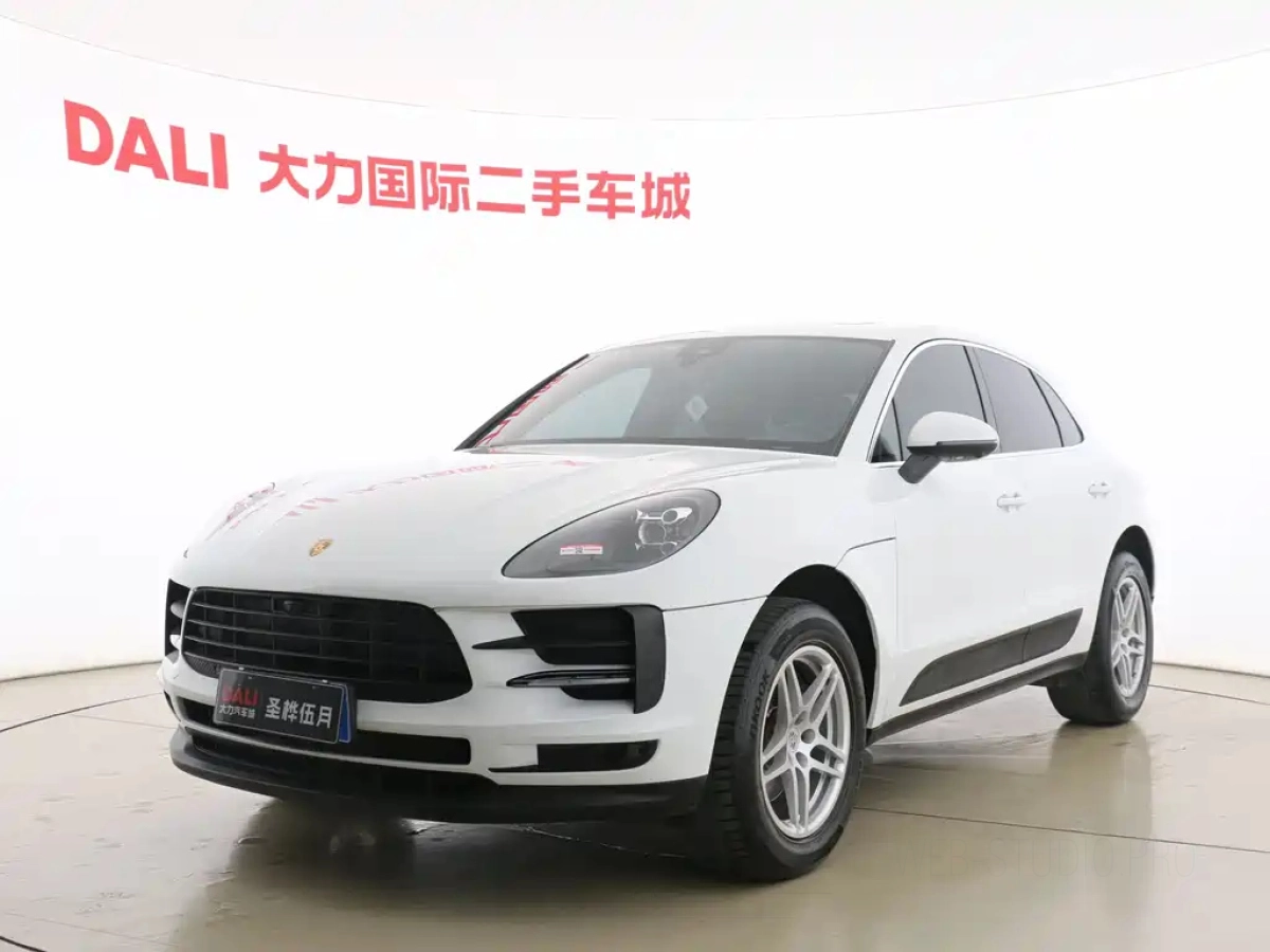 PORSCHE MACAN  2021