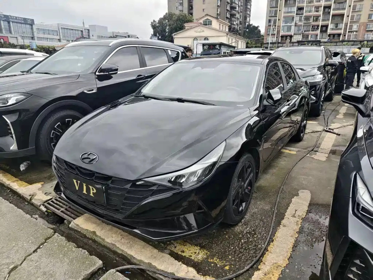 HYUNDAI ELANTRA  2022