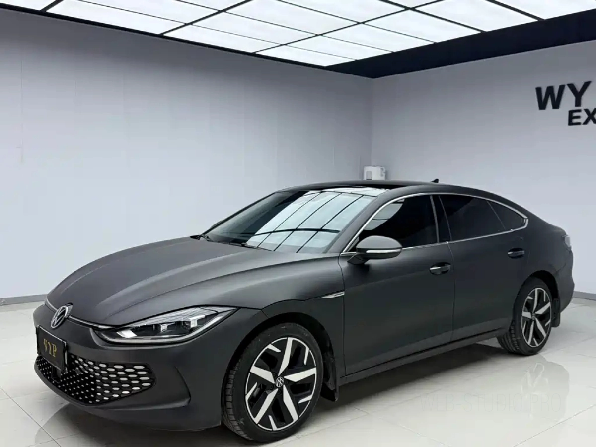 VOLKSWAGEN LAMANDO  2023