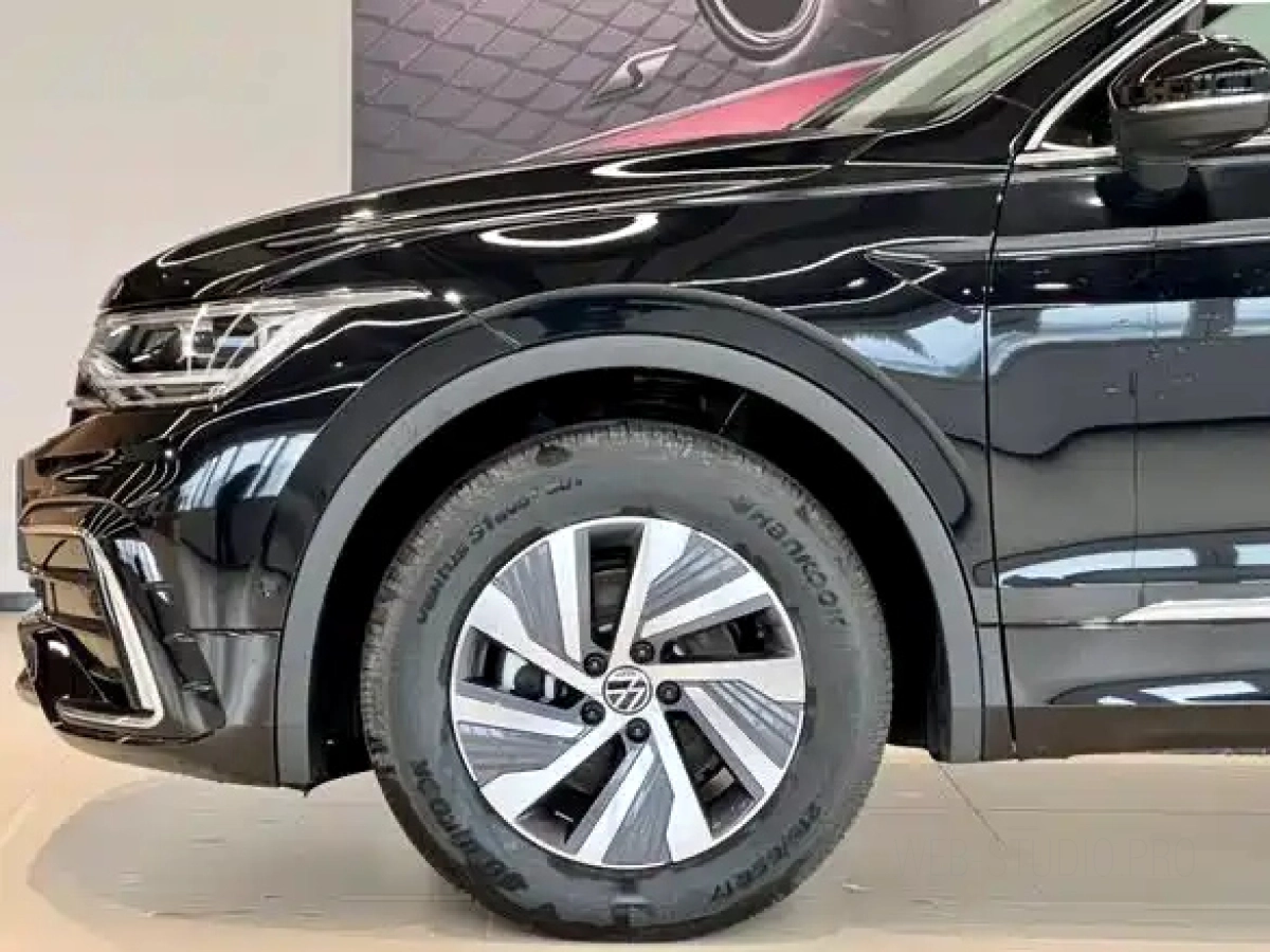 VOLKSWAGEN TIGUAN L NEW ENERGY