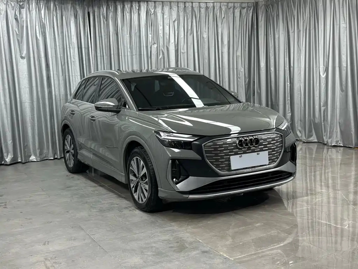 AUDI Q4 E-TRON  2023