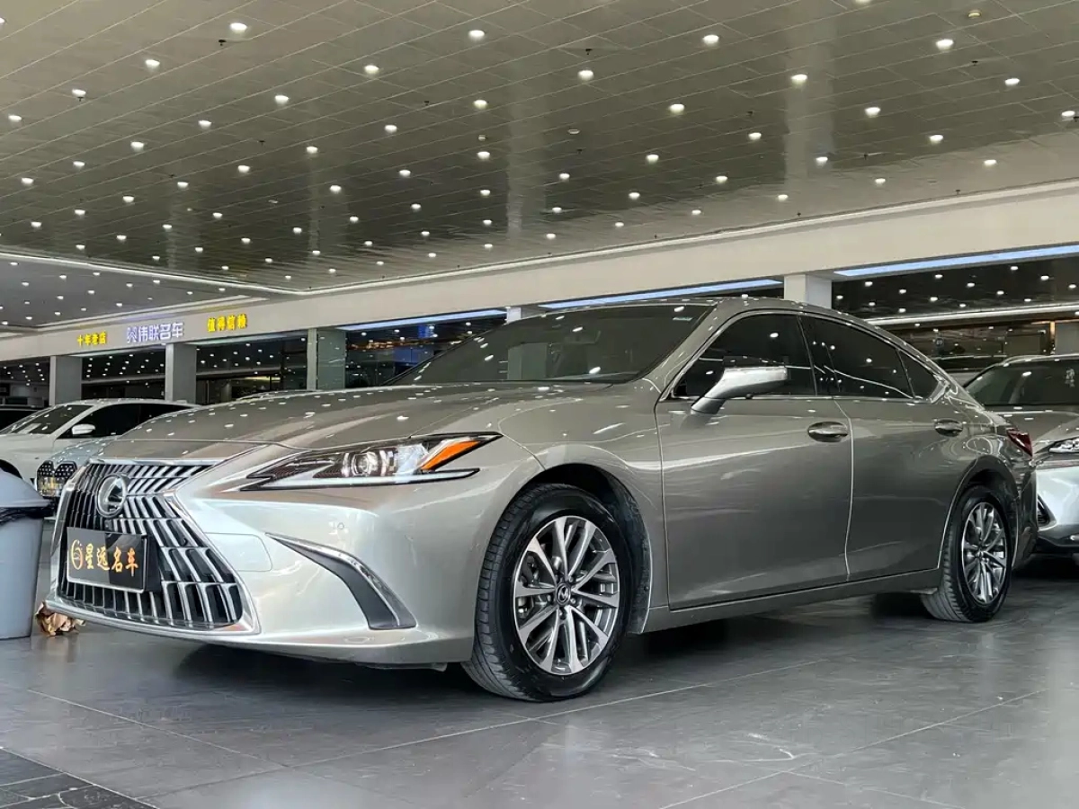 LEXUS ES  2022