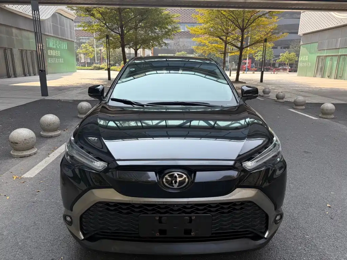 TOYOTA COROLLA CROSS