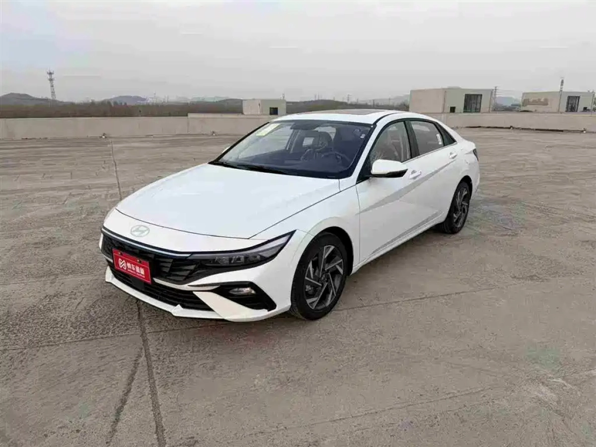 HYUNDAI ELANTRA  2026