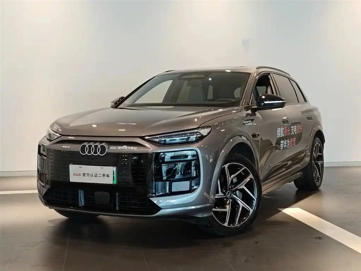 AUDI Q6L E-TRON  2025