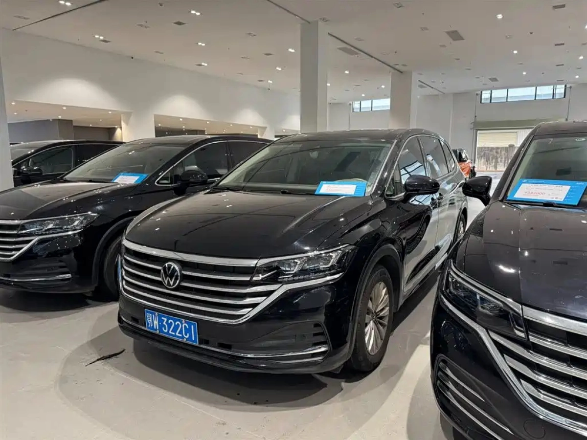 VOLKSWAGEN VILORAN  2024