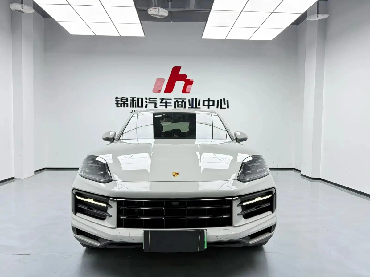 PORSCHE CAYENNE NEW ENERGY  2024