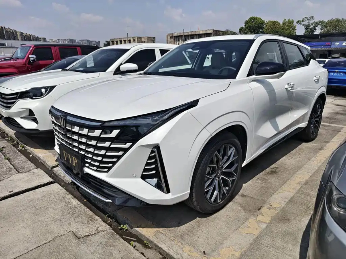 CHANGAN UNI-Z  2024