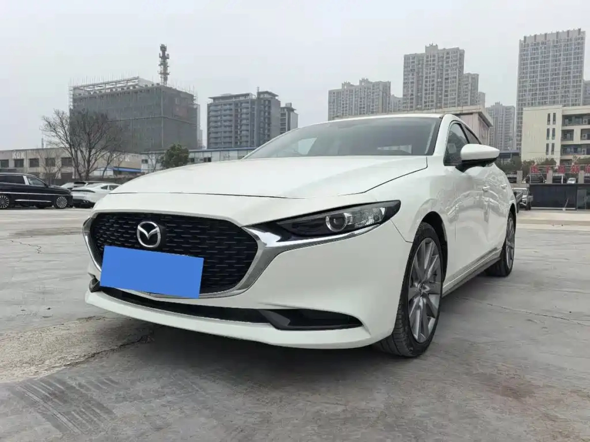 MAZDA 3 AXELA