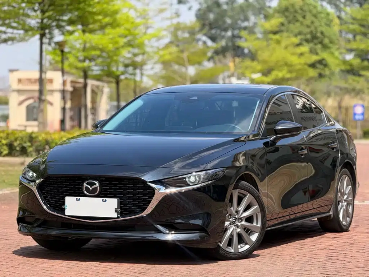 MAZDA 3 AXELA