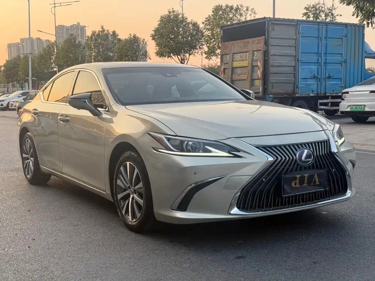 LEXUS ES  2021