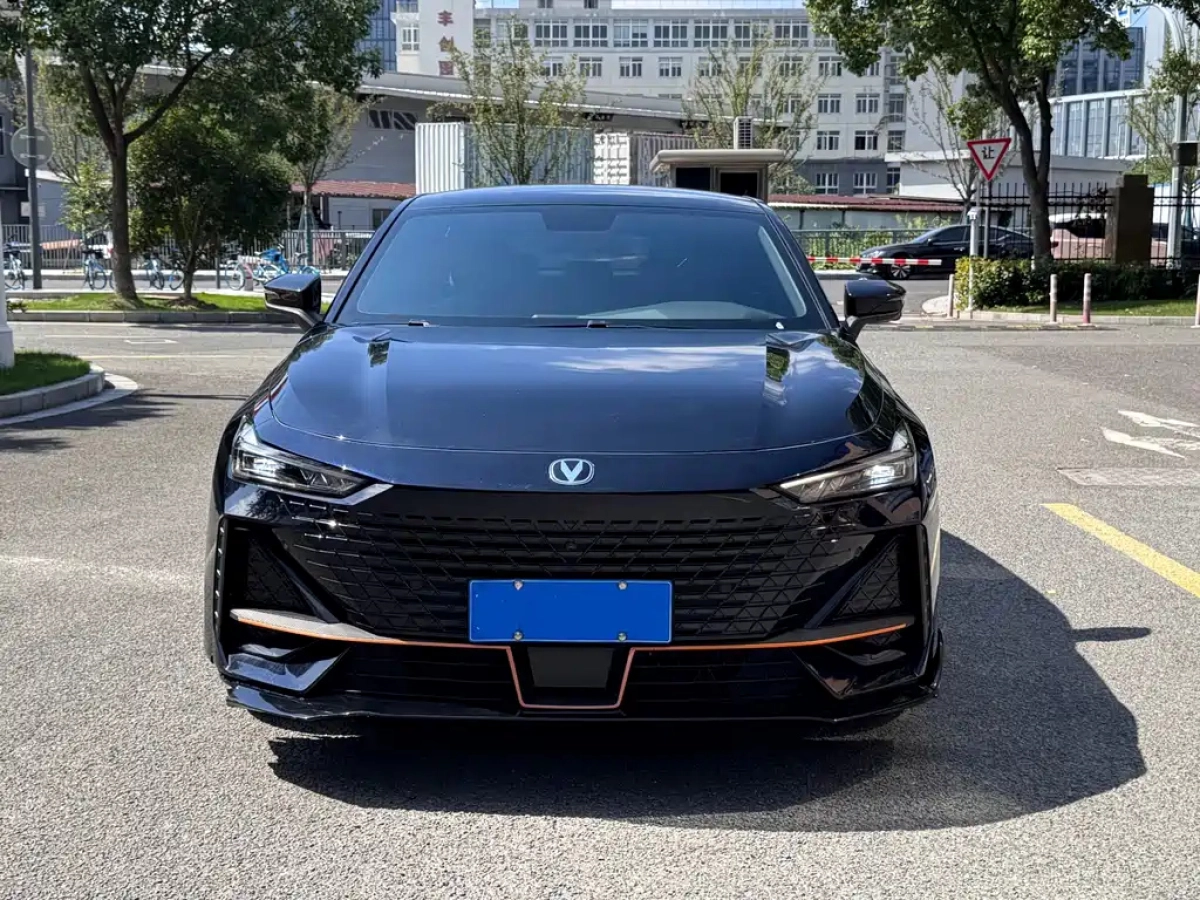CHANGAN UNI-V