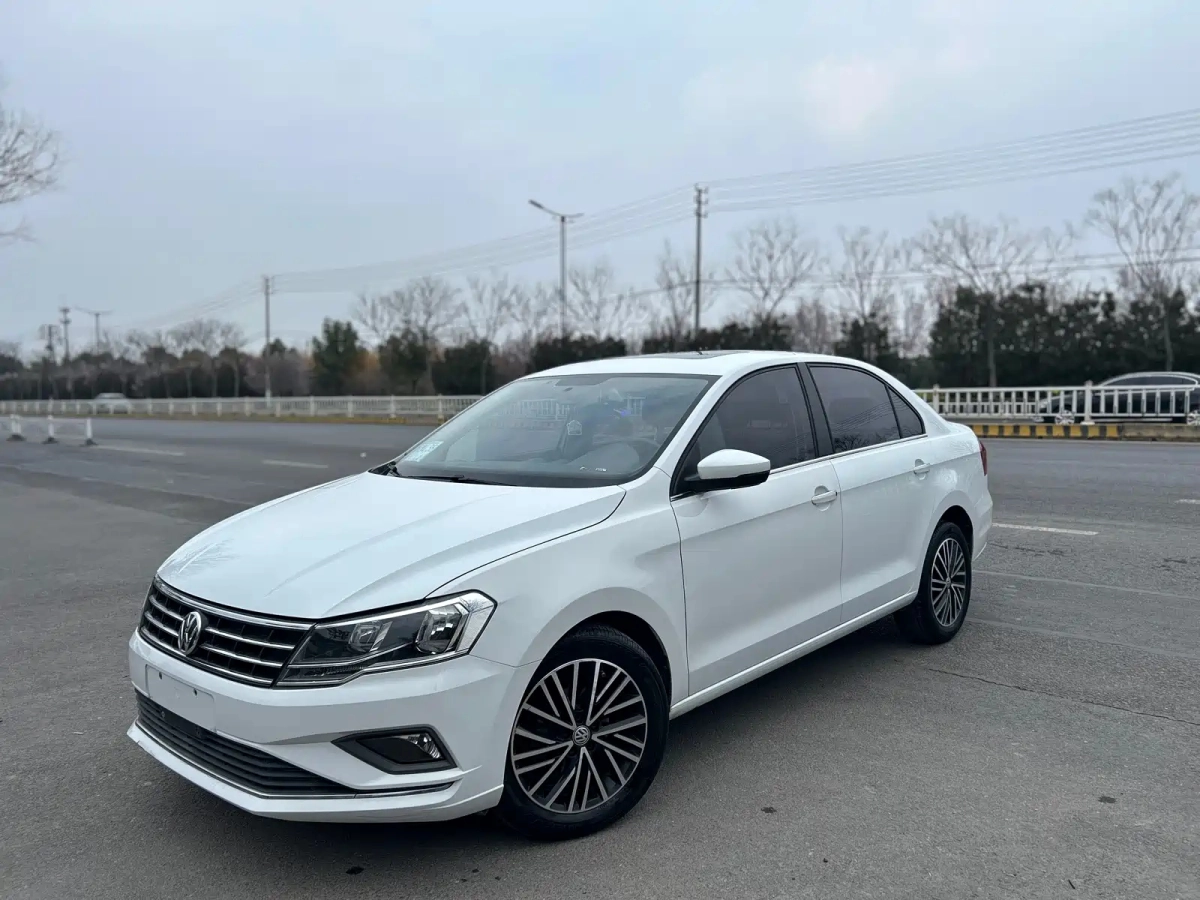 VOLKSWAGEN JETTA  2019
