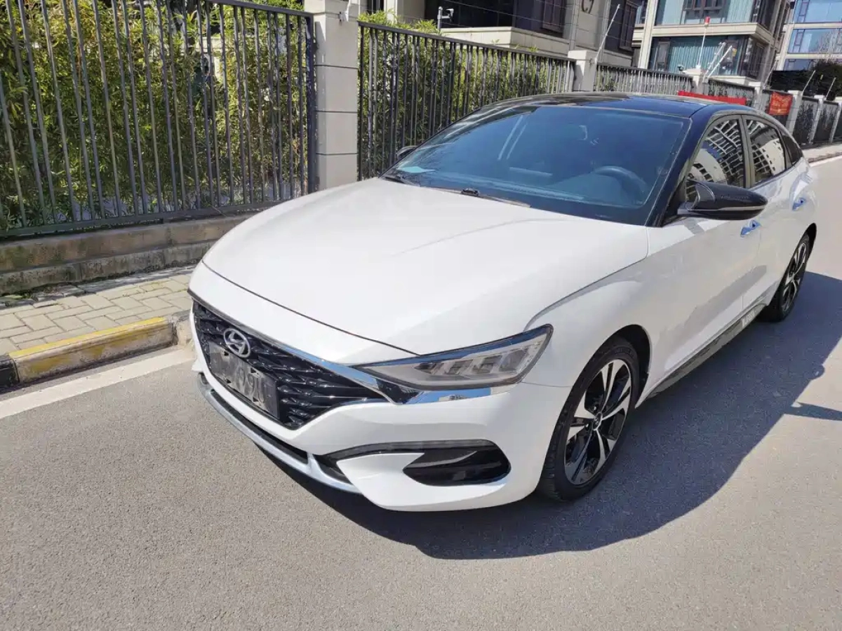 HYUNDAI LAFESTA  2019