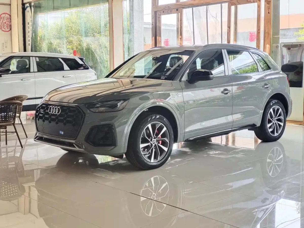 AUDI Q5L  2026