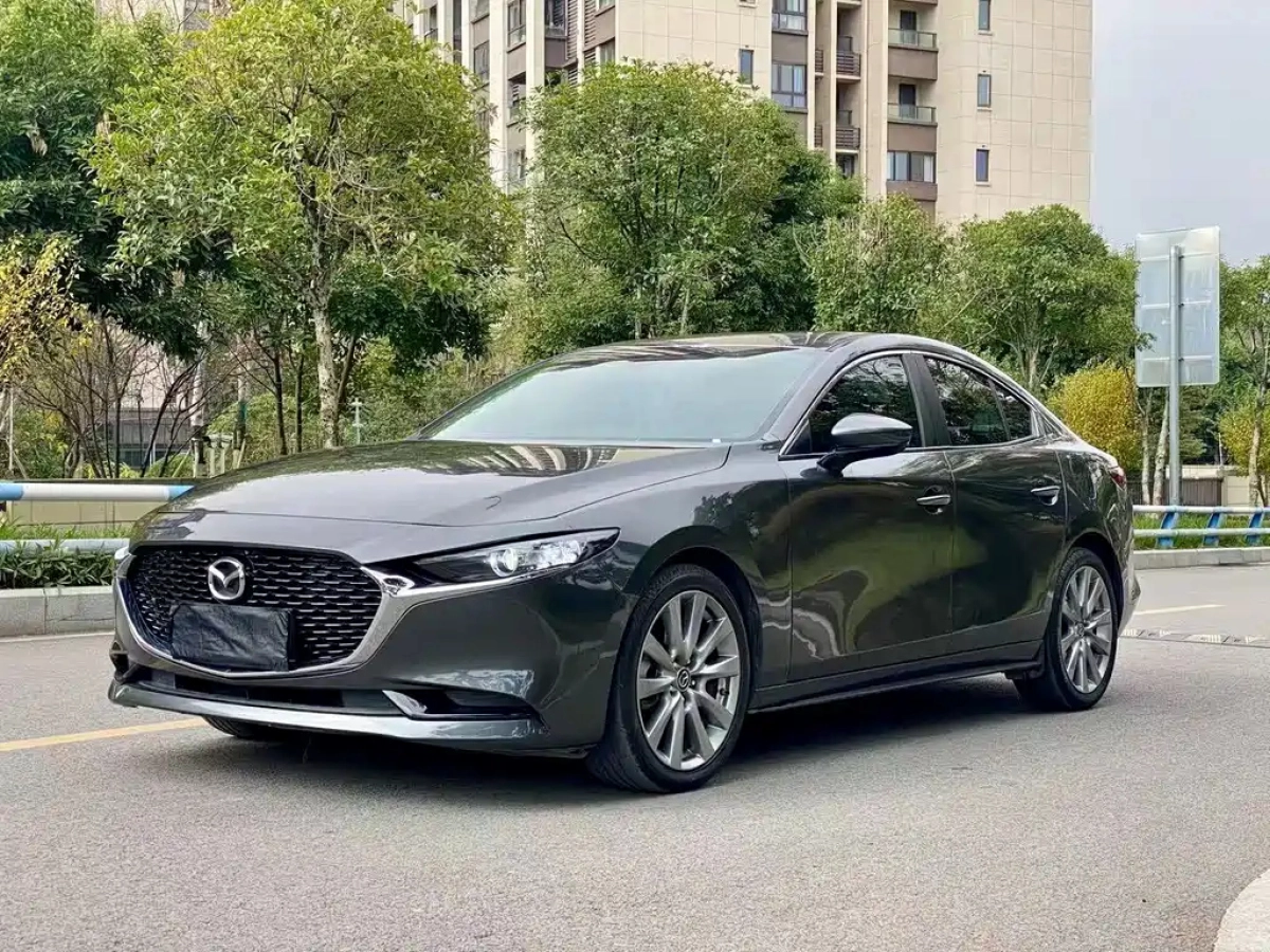 MAZDA 3 AXELA